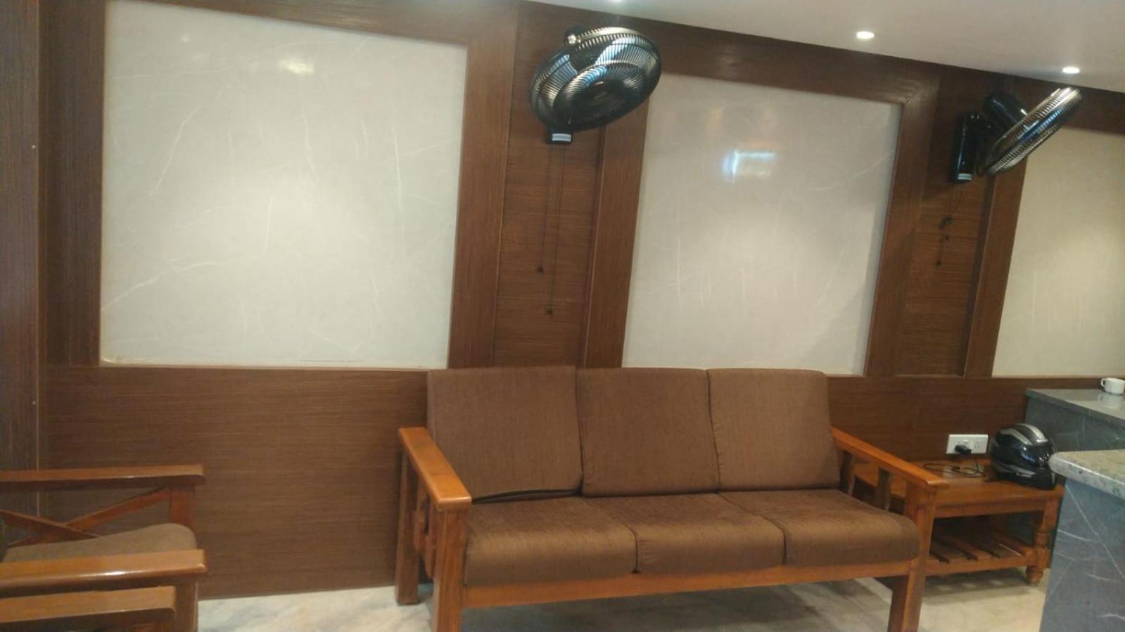 A.R Residency Hotel Chennai Bagian luar foto