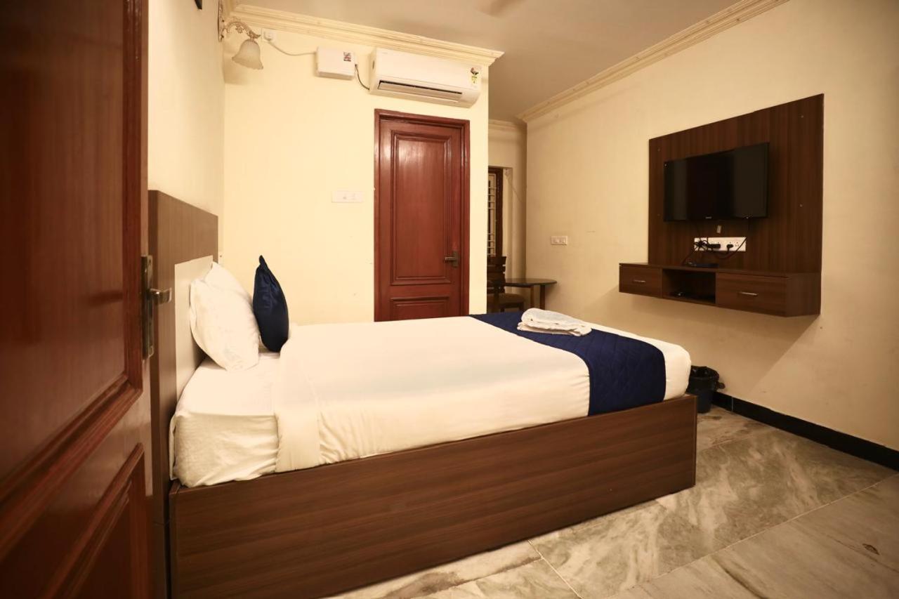 A.R Residency Hotel Chennai Bagian luar foto
