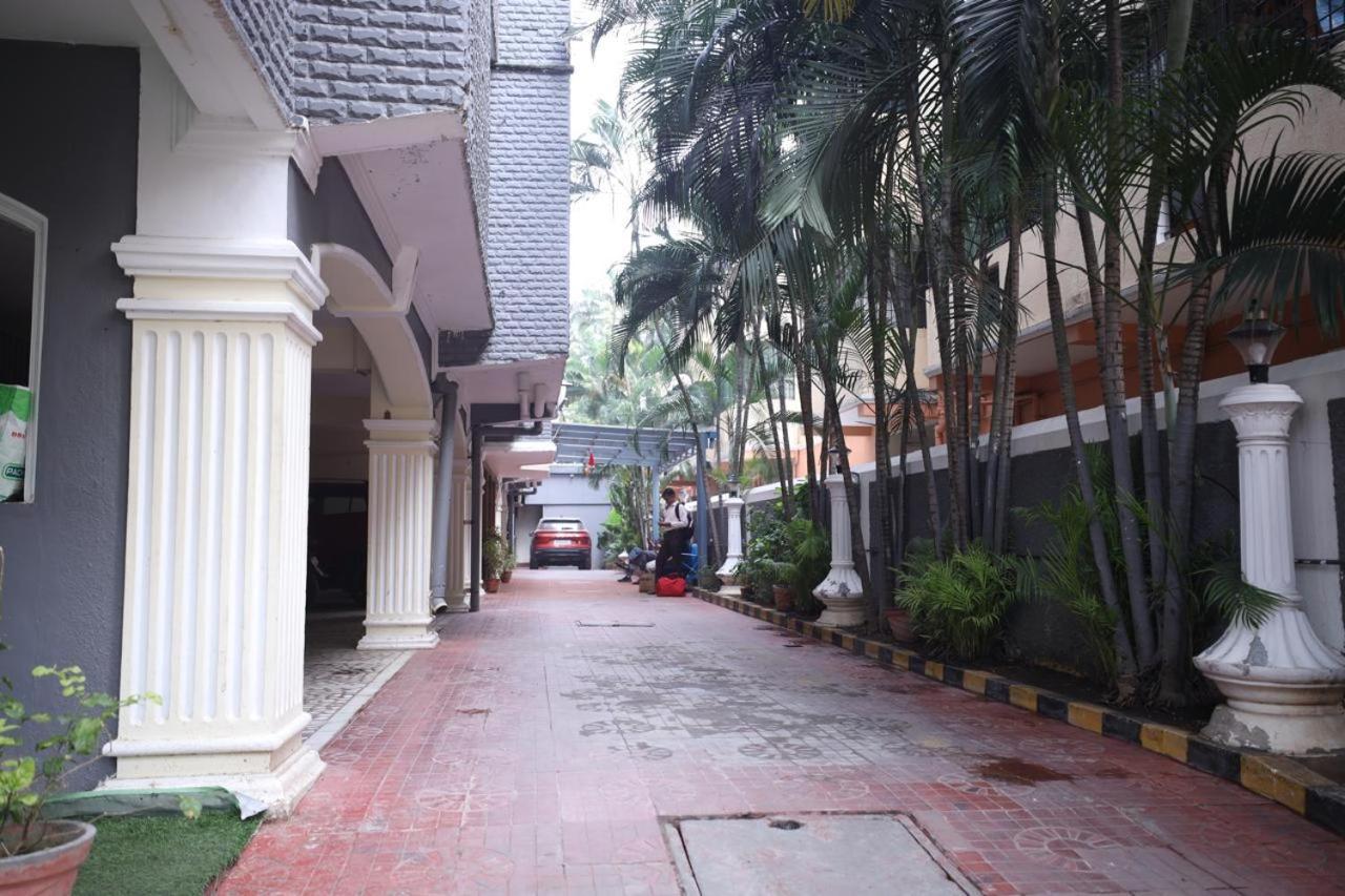A.R Residency Hotel Chennai Bagian luar foto