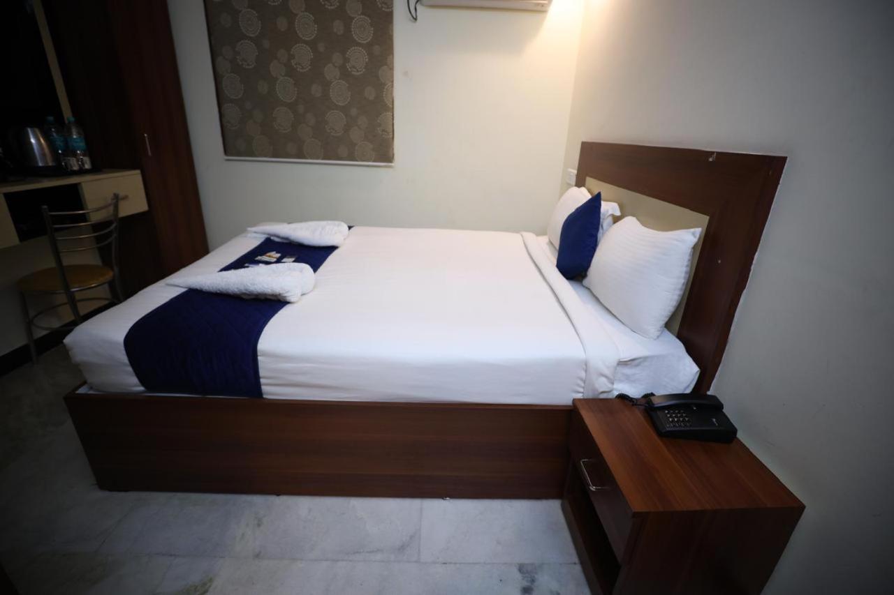 A.R Residency Hotel Chennai Bagian luar foto